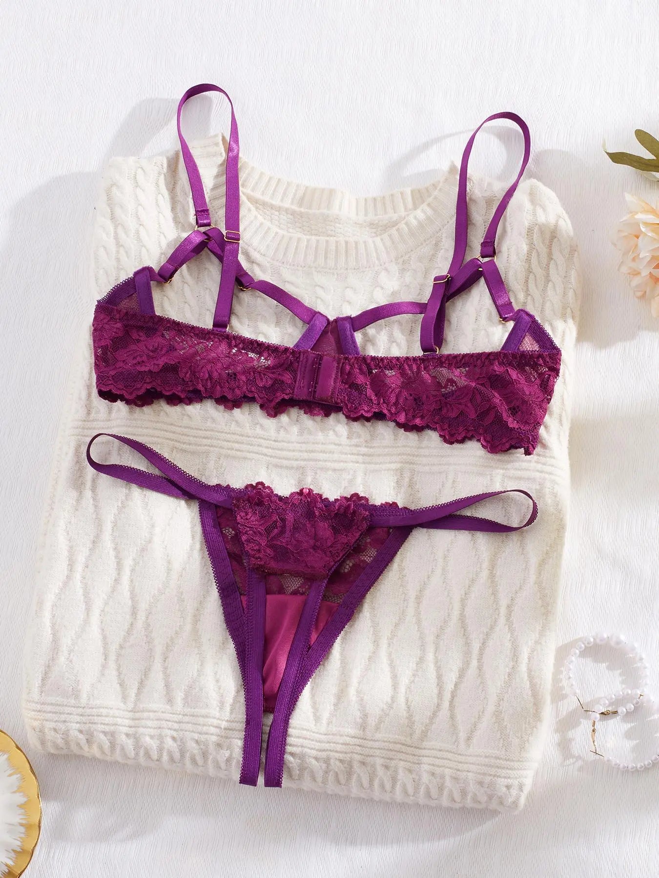 Women'S Floral Lace Sexy Lingerie Underwear Set, Sexy Cut Out Underwire Bra with Adjustable Straps & Open Crotch Design Thong Two-Piece Set, Lingerie Set for Women