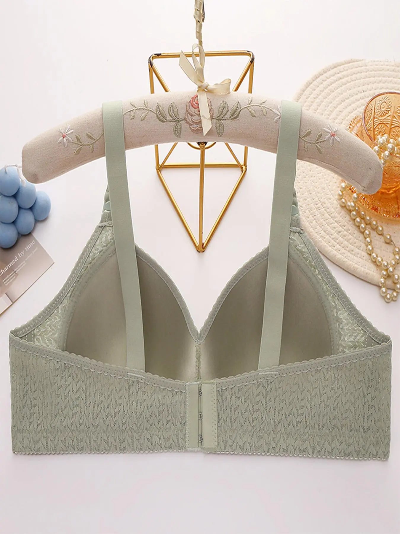 Women'S Floral Embroidery Push up Bra, Women'S Bras, Adjustable Strap Wireless Bra, Bras for Women, Lingerie for Women, Soft Comfortable Breathable Lingerie for All Seasons